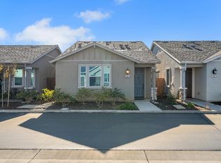 844 Castellona Dr, Newman, CA 95360