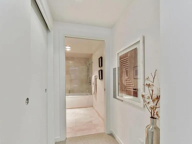 829 Folsom St #702 — Photo 10