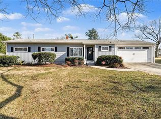 913 Alice Dr, Thomasville, NC 27360