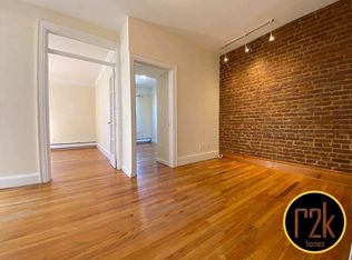 30-44 14th St #3T, Astoria, NY 11102