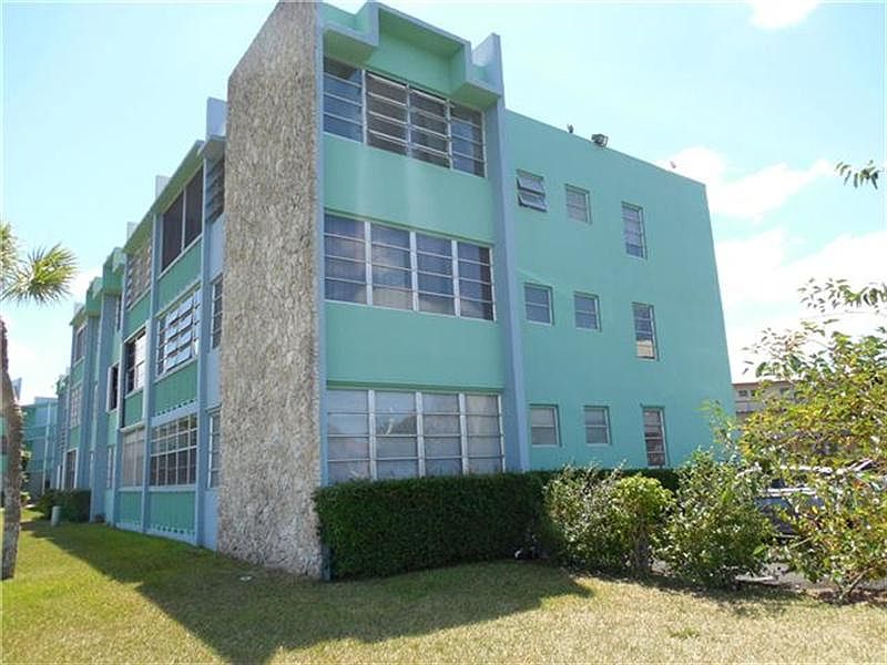 2nd image of 1501 NE Miami Gardens Dr APT 254