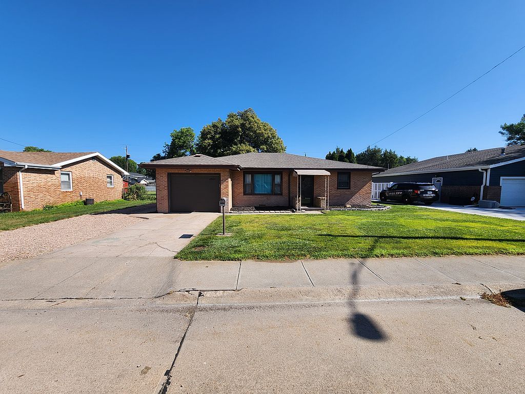 2921 Birchwood Rd - Property Image