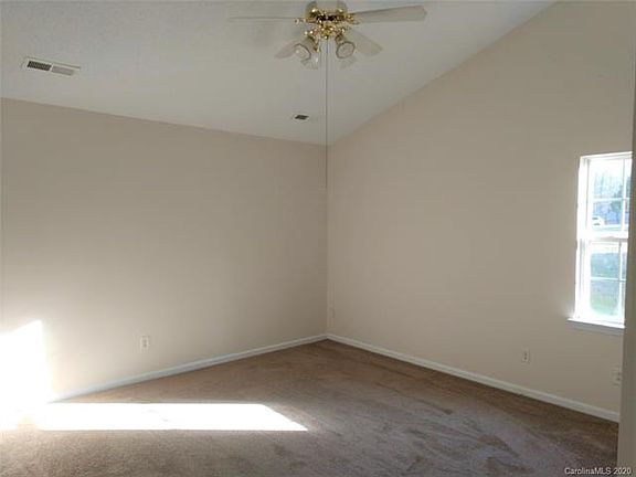 4th image of 2510 Forest Glen Dr