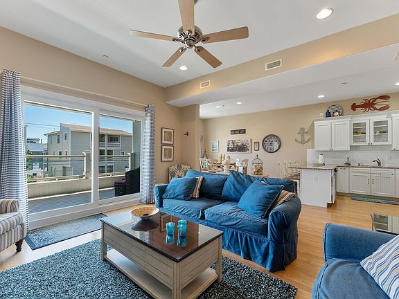 5th image of 5904 Landis Ave Unit 202