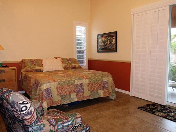 5th image of 951 W Torrey Pines Blvd
