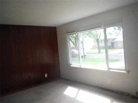 2nd image of 1086 W 10th Pl
