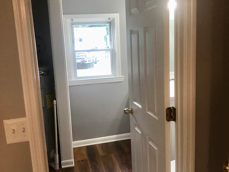 1010 C Smith St — Photo 32