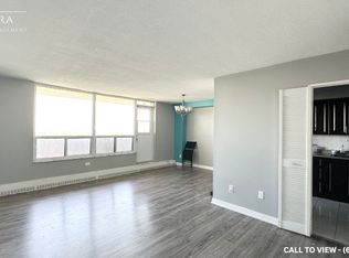 3390 Weston Rd #1306, Toronto, ON M9M2X3