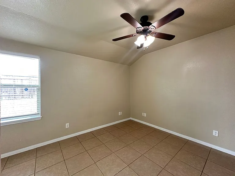 1306 Cavalry Ln — Photo 24