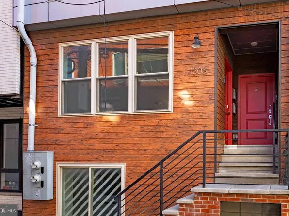 1305 N Hope St #A, Philadelphia, PA 19122