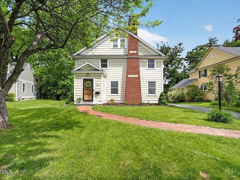 1st image of 23 Herber Avenue