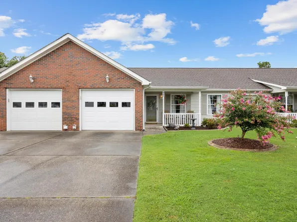 77 Flagstone Dr, Rossville, GA 30741