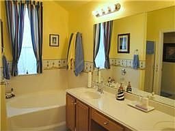 5th image of 1814 Sherwood Forest Cir