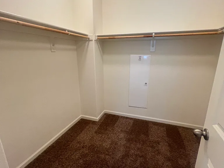 155 W Ladd Dr — Photo 25