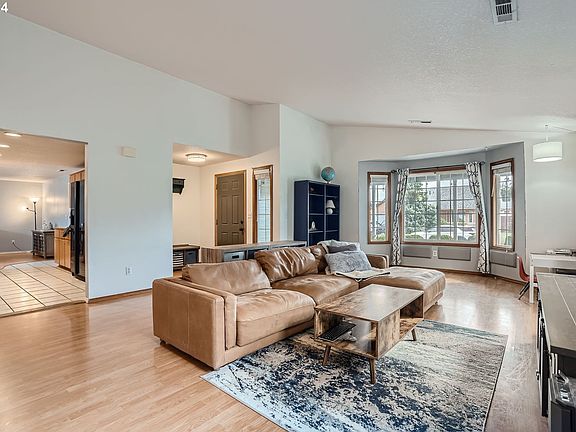 5th image of 15508 NE 89th St