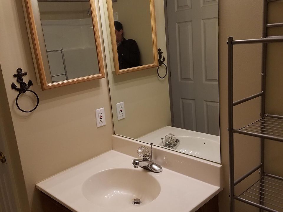 2nd image of 5520 Matlock Dr