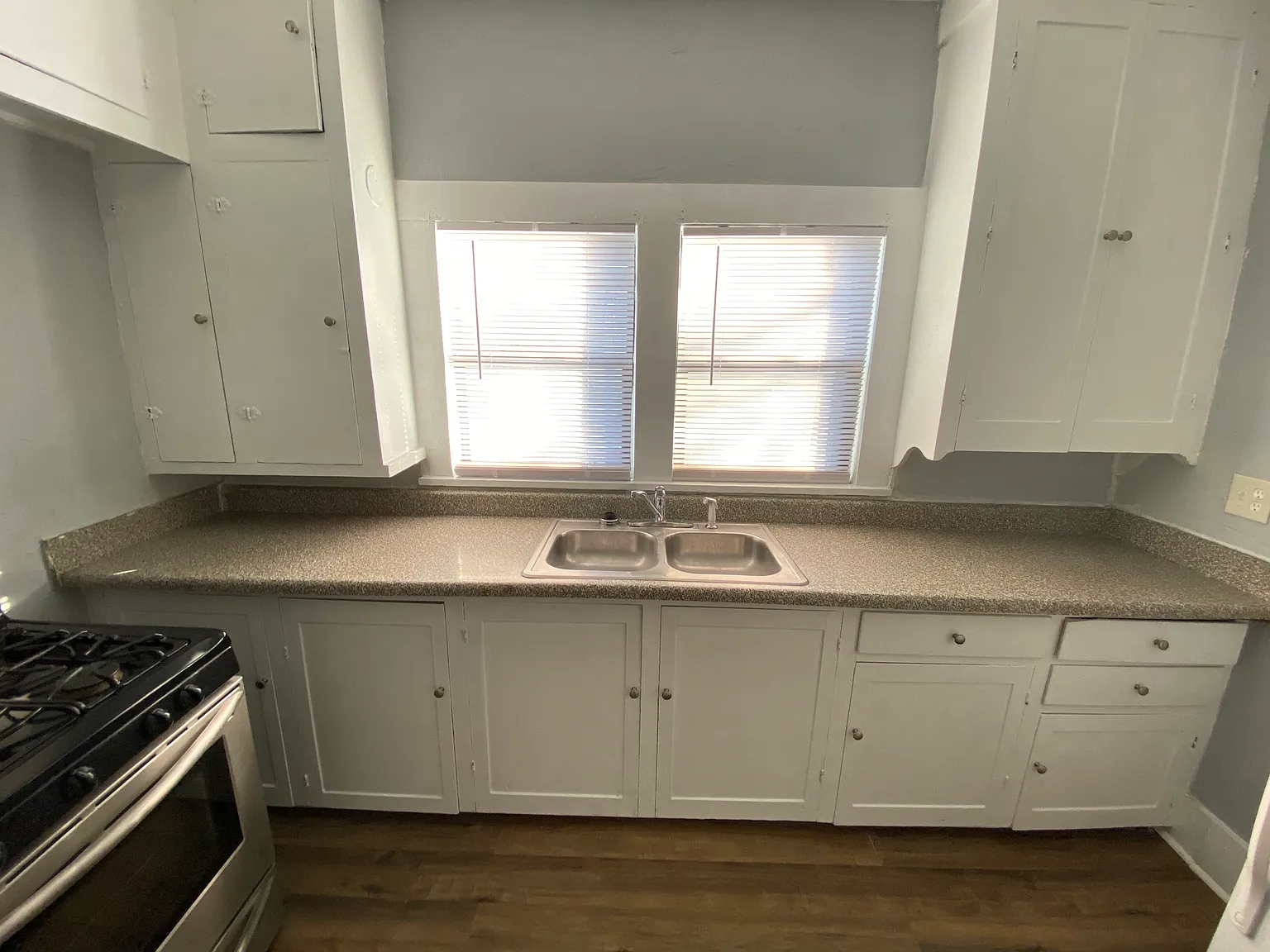 Bell Avenue 5 Plex — Photo 3