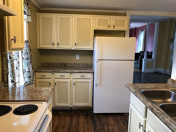 2nd image of 27 Bernard Ave