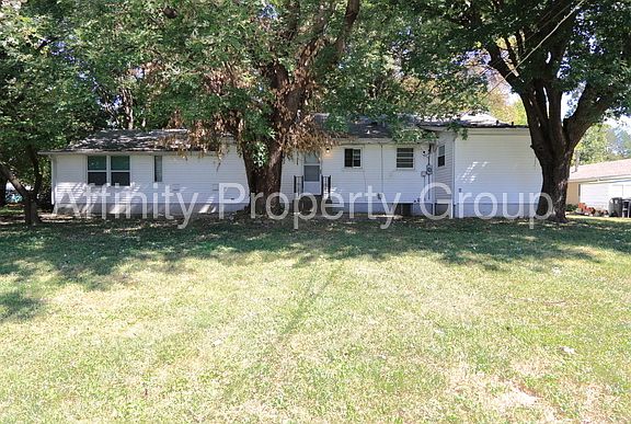 2nd image of 12511 Hillview Dr