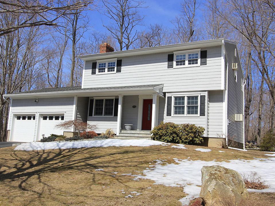 1st image of 228 Juniper Dr
