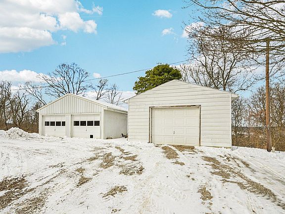 3rd image of 7885 Township Road 291 SE
