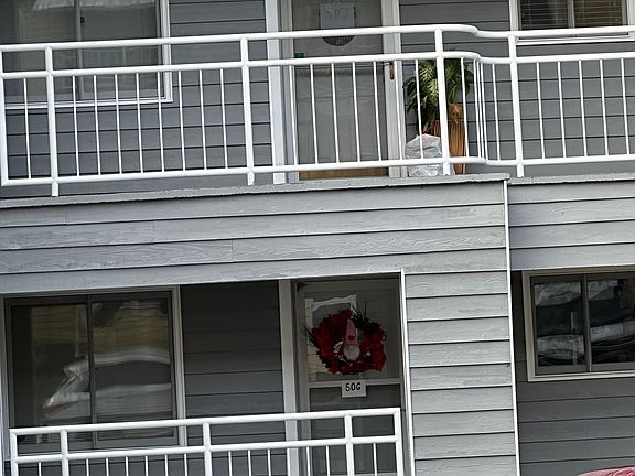 3rd image of 510 Northlake Dr #510