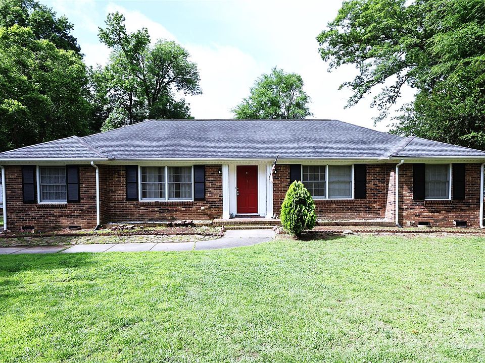 1st image of 7820 Meadowdale Ln