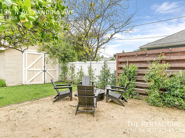 1154 N Alexandria Ave — Photo 33