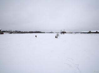 6237 Victoria Ln, Swartz Creek, MI 48473