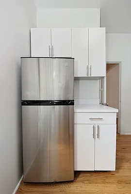 Rented by Aether Property Group | media 20