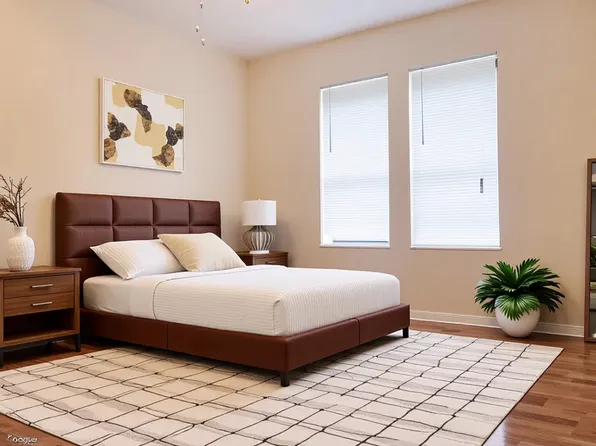 88-06 Parsons Boulevard image 1 of 4