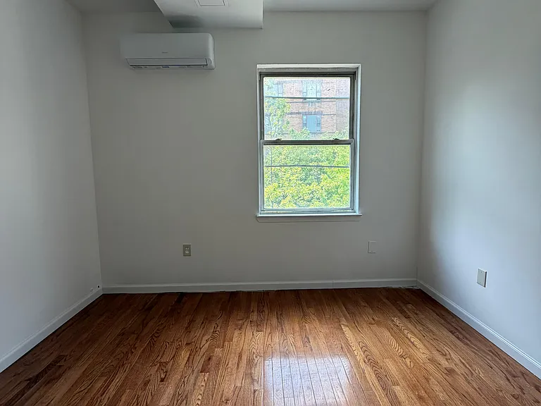 1398 Fulton Ave #2 — Photo 3