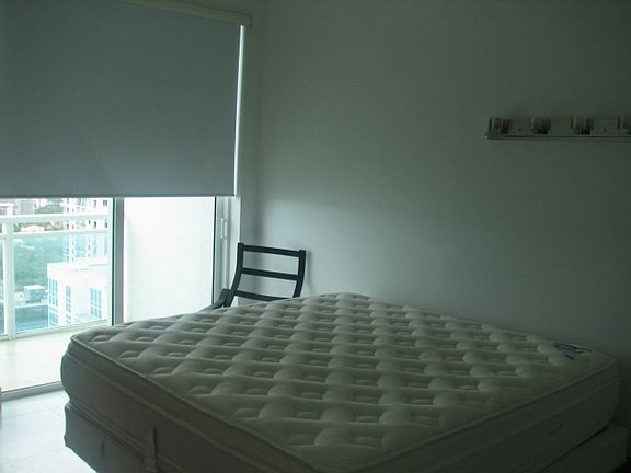 4th image of 950 Brickell Bay Dr APT 4907