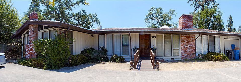 2nd image of 981 La Gonda Way