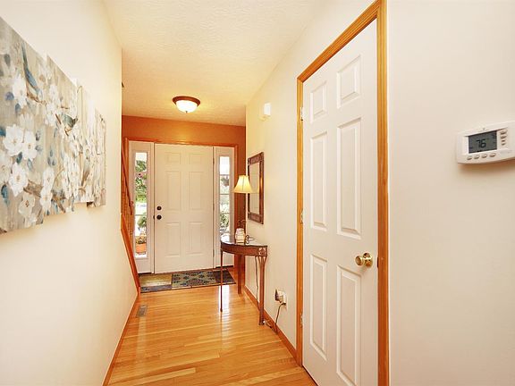 4th image of 5705 Eagle Creek Ct