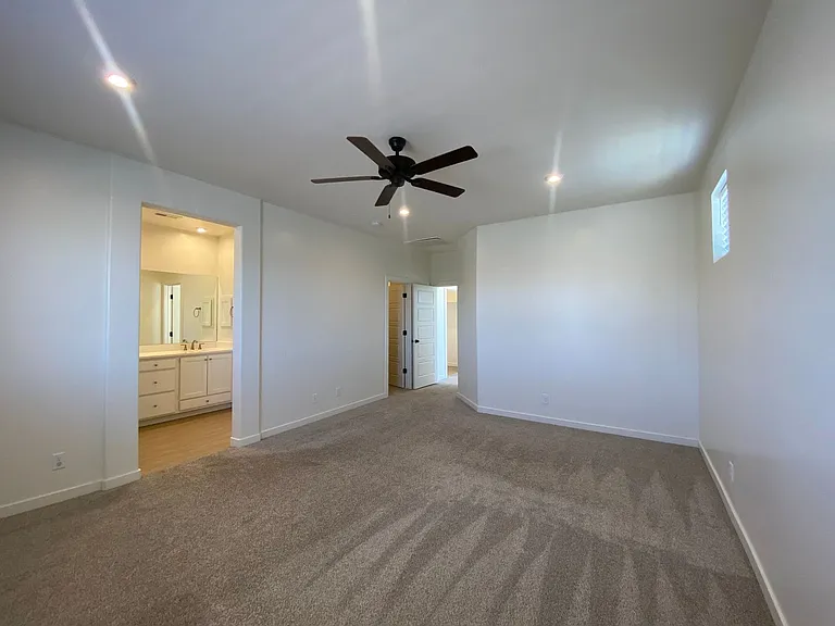 767 W Scarlet Hill Dr — Photo 36
