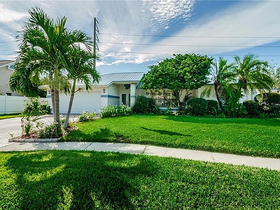 2nd image of 1734 Pebble Hill Ct