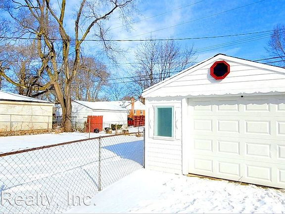 3rd image of 1063 Lori St