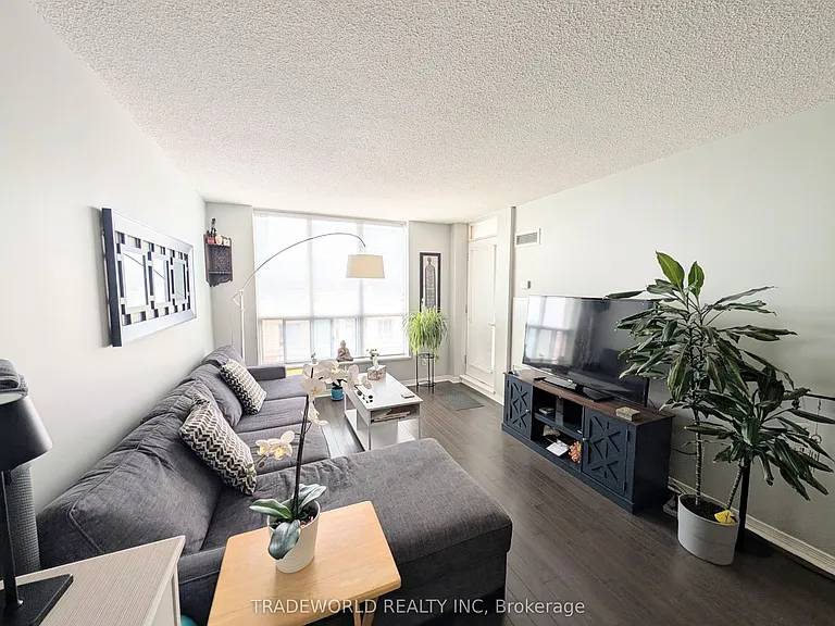 55 Harrison Garden Blvd #1206 — Photo 3