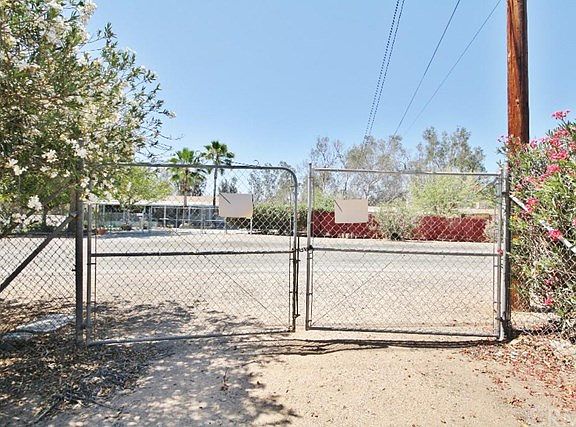 5th image of 18160 Honey Ln