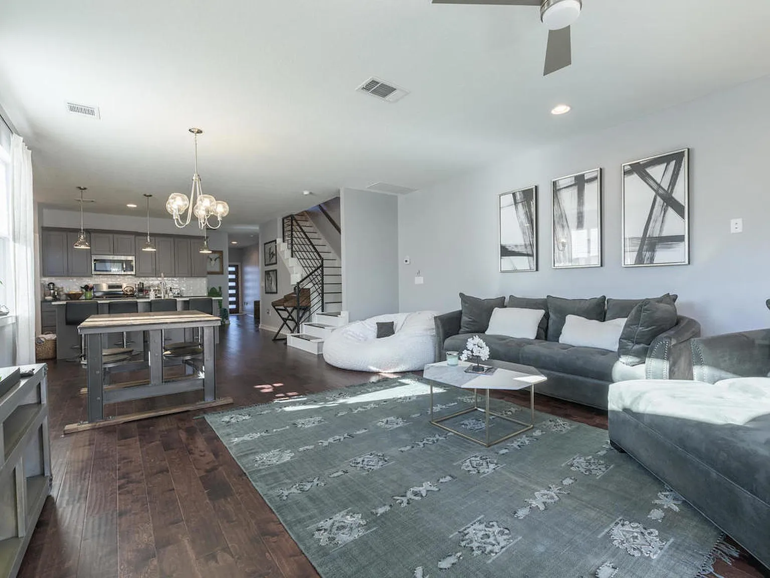 503 Kemp St — Photo 1