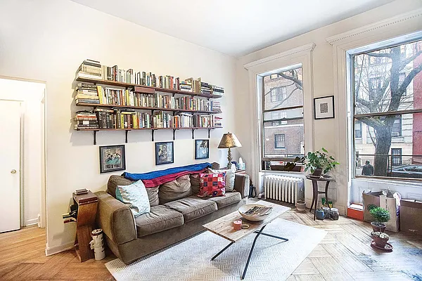 Rented by LG Fairmont Group | media 21