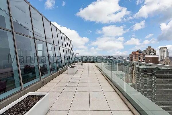 Rented by Manhattan Spaces | media 5