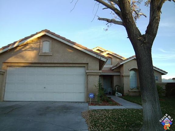 3rd image of 37714 Avenida De Diego