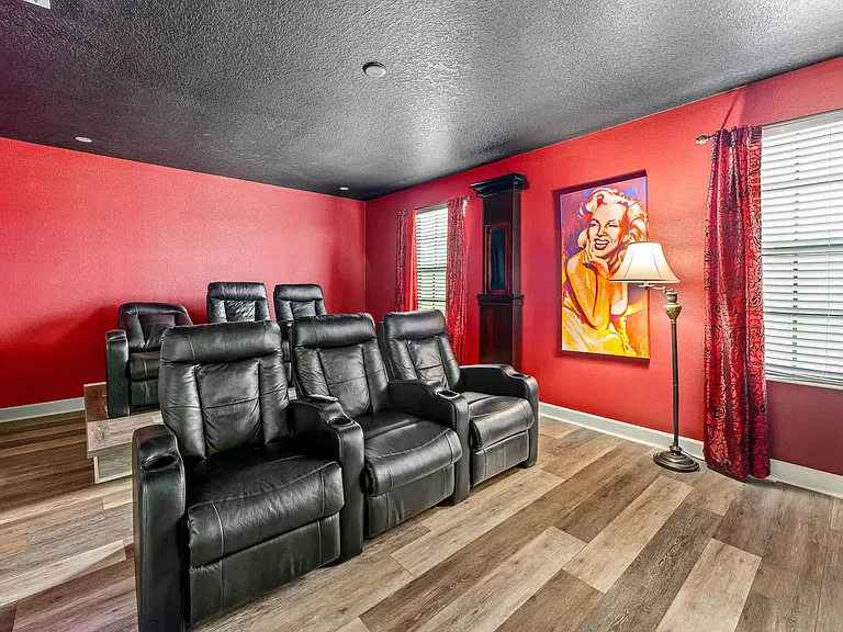 Building's Lounge