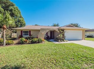 208 Bentbough Dr, Leesburg, FL 34748