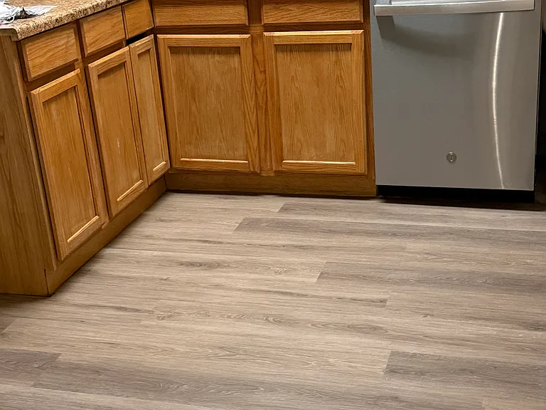 4209 Comanche Dr — Photo 3
