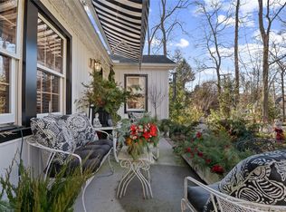 136 Beach Rd, Wading River, NY 11792