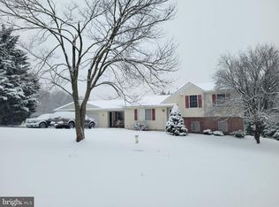 4088 Simpson Dr, Westminster, MD 21158