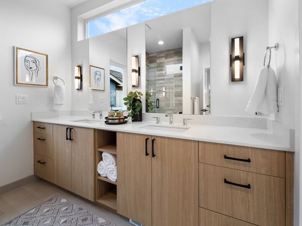 seattle-washington-442363128 picture